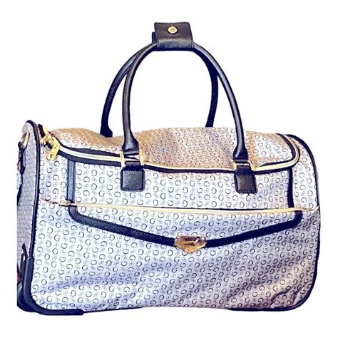 guess wheeled cabin bag